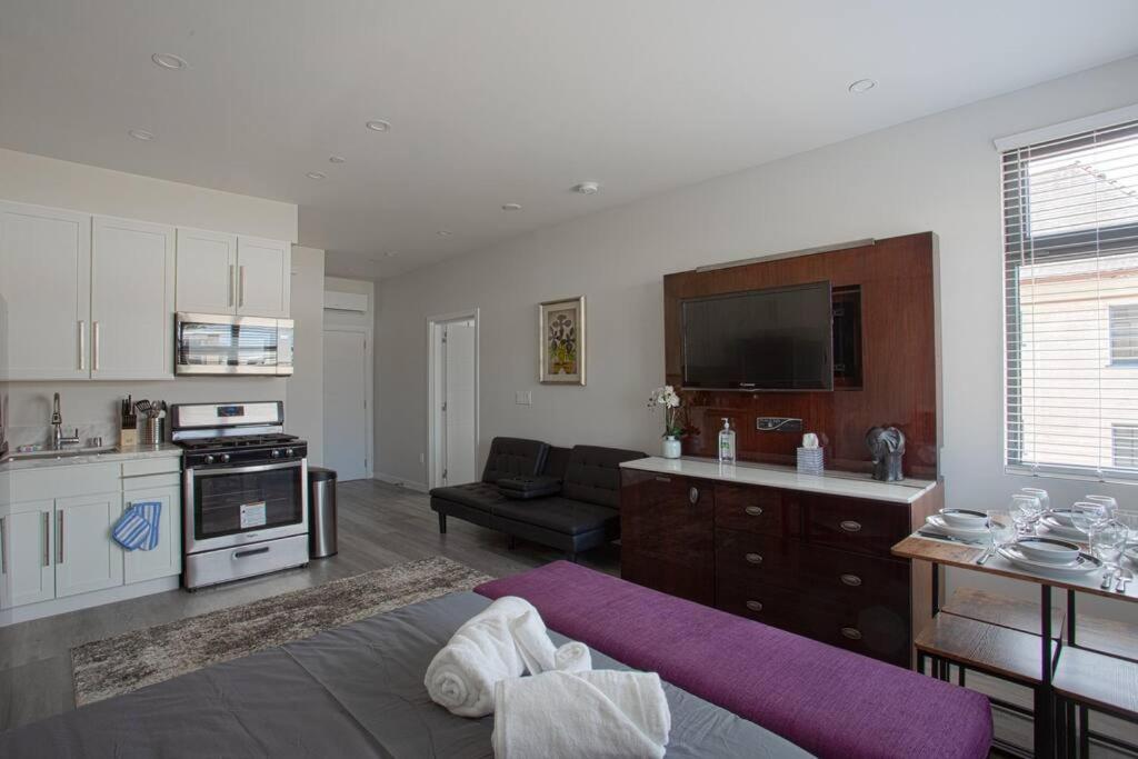 2 Bedroom, 2 Bathroom Detached Apt Max 7 Sleepers San Diego Exterior photo