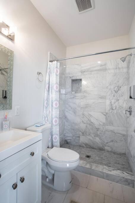 2 Bedroom, 2 Bathroom Detached Apt Max 7 Sleepers San Diego Exterior photo