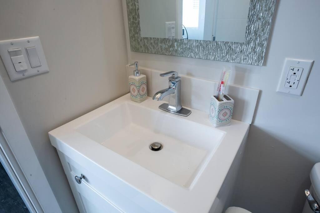 2 Bedroom, 2 Bathroom Detached Apt Max 7 Sleepers San Diego Exterior photo